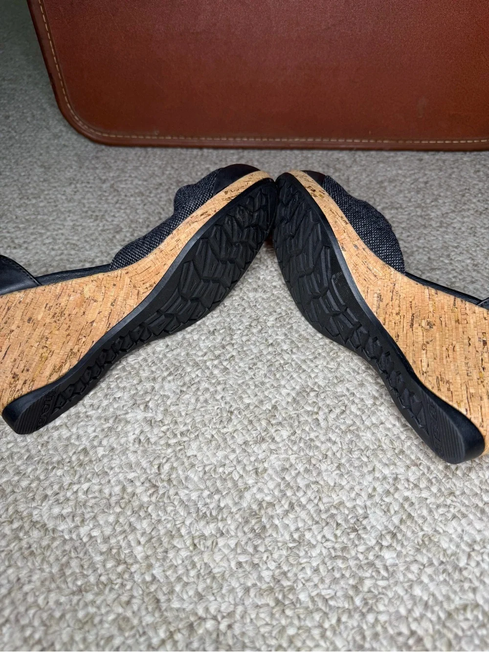 NWOT Teva Riviera Mary Jane’s